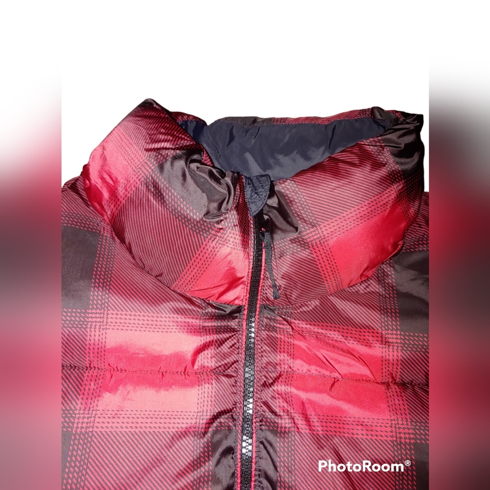 Old Navy Water-Resistant Frost Free Short Puffer Jacket, 3X, Buffalo Plaid - Picture 5 of 9